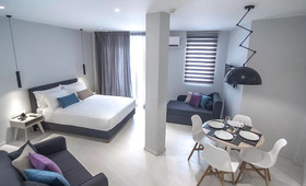 Acropolis Stay Hotel