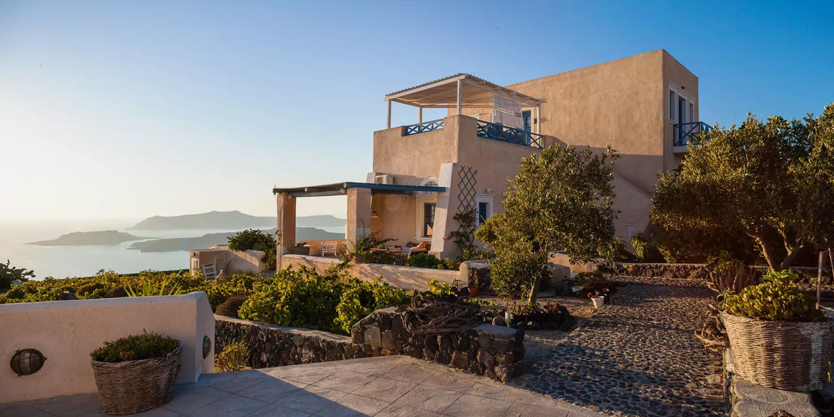 Aegagros Caldera Houses