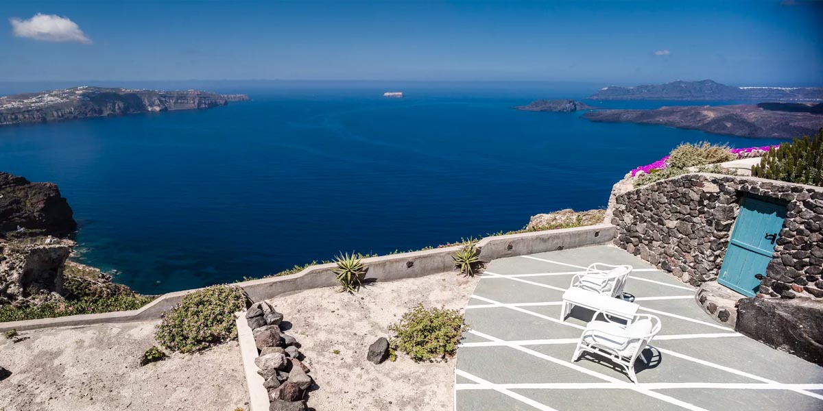 Aegagros Caldera Houses