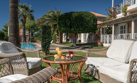 Aeolos Boutique Hotel & Suites