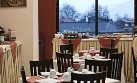 Ahilion Hotel (incl. auto)