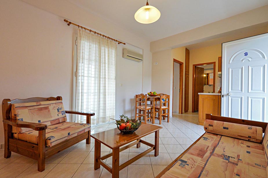 Aiolos apartments and studios Stoupa