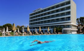 Airotel Achaia Beach (incl. auto)