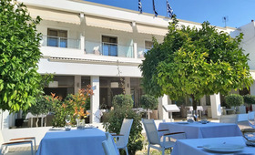 Akrogiali Boutique Hotel