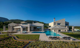 Alessia Luxury Villas