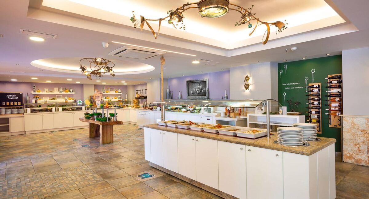Alianthos Estate Resort