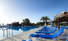 Amilia Mare Beach Resort