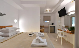 Ammos luxury Rooms