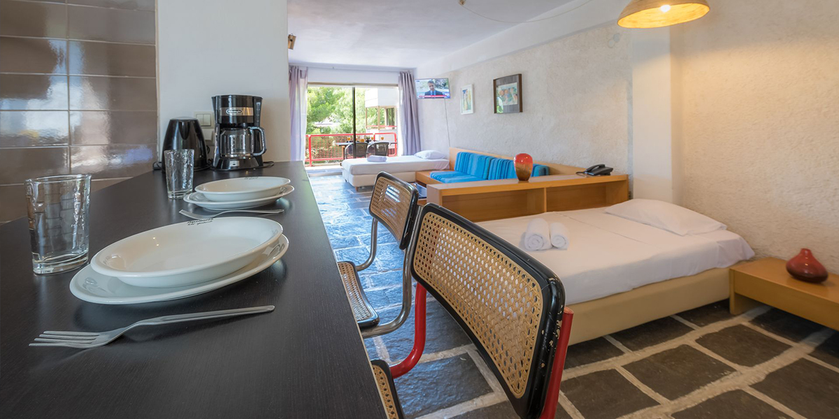 Apollonia Hotel Apartments