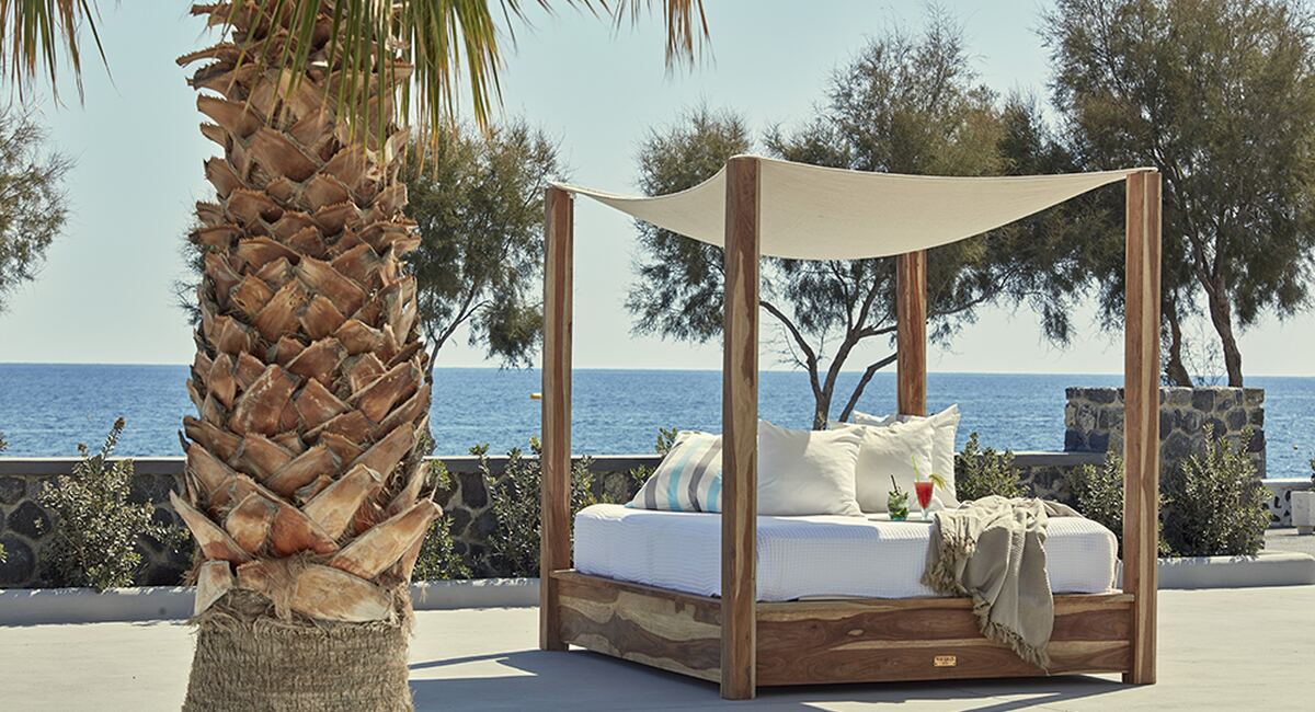 Aqua Blue Hotel