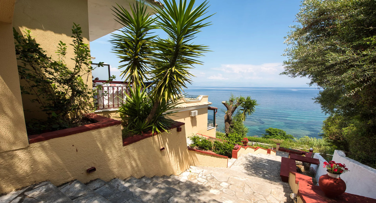 Batelo Boutique Hotel Benitses - Griekse Gids Reizen