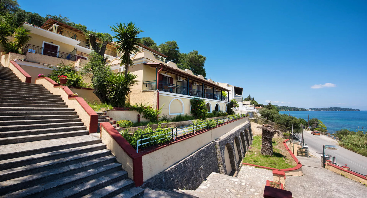 Batelo Boutique Hotel Benitses - Griekse Gids Reizen