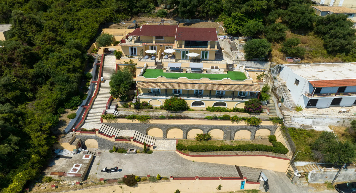 Batelo Boutique Hotel Benitses - Griekse Gids Reizen