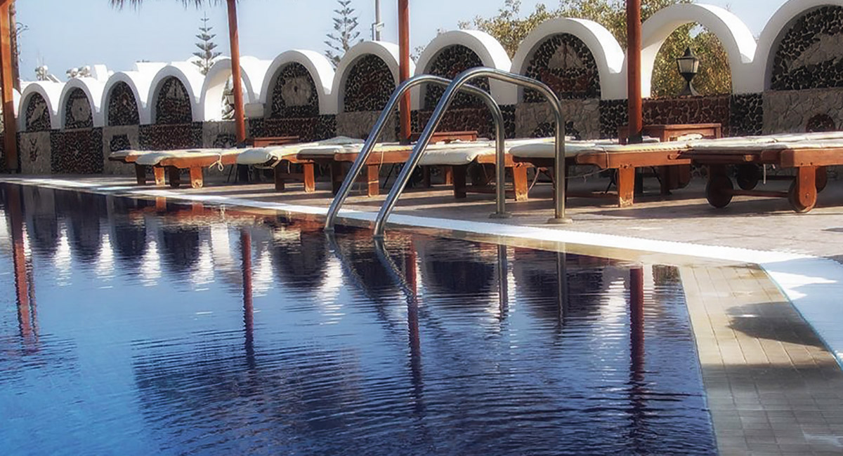 Black Sand Apartments