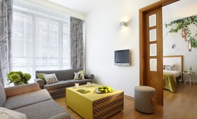 City Hotel