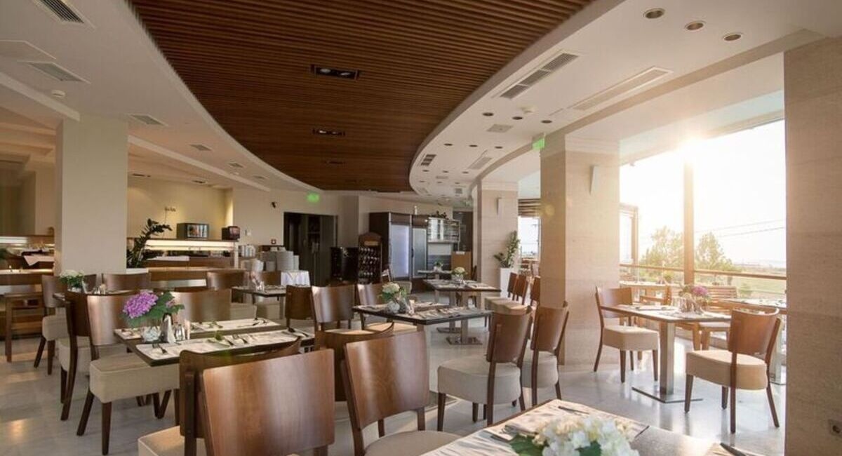 Cosmopolitan Hotel & Spa