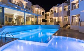 Cyano Boutique hotel (incl auto)