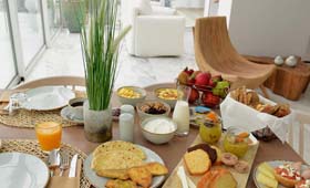 Cyano Boutique hotel (incl auto)