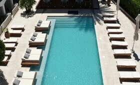 Danae Hotel