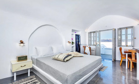 Diamond Luxury Suites Santorini