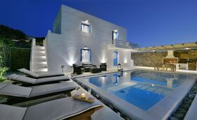 Elegant Villas & Suites