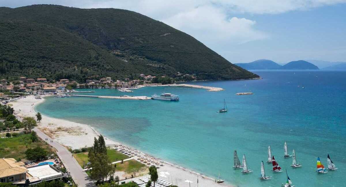 Elisso Hotel