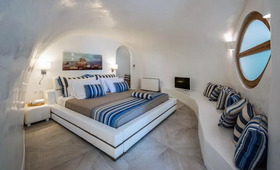 Elite Suites Oia