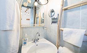 Evi Rooms