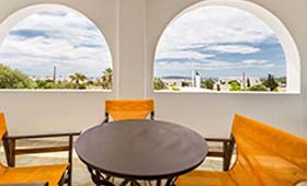 Evi Rooms