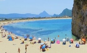 Fly & Drive Kythira met Zuid-Peloponnesos