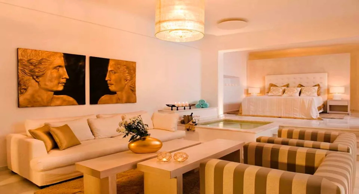 Gold Suites Santorini