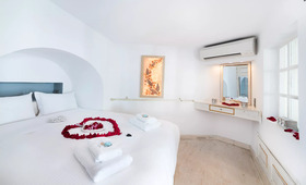 Hyperion Oia Suites - Foto 10