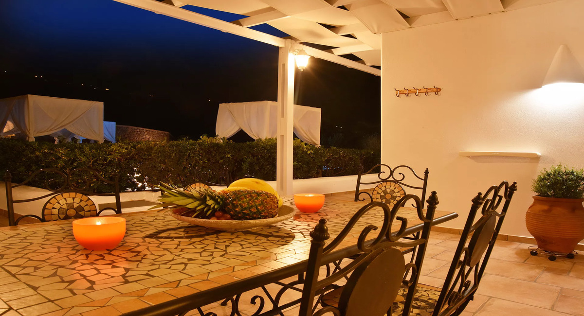 Irene Villa Santorini