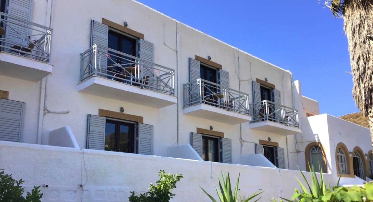 Joanna apartments Groikos Patmos