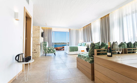 Kalamaki Luxury Suites