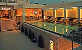 Kallirroe Hotel Patras (incl. auto)