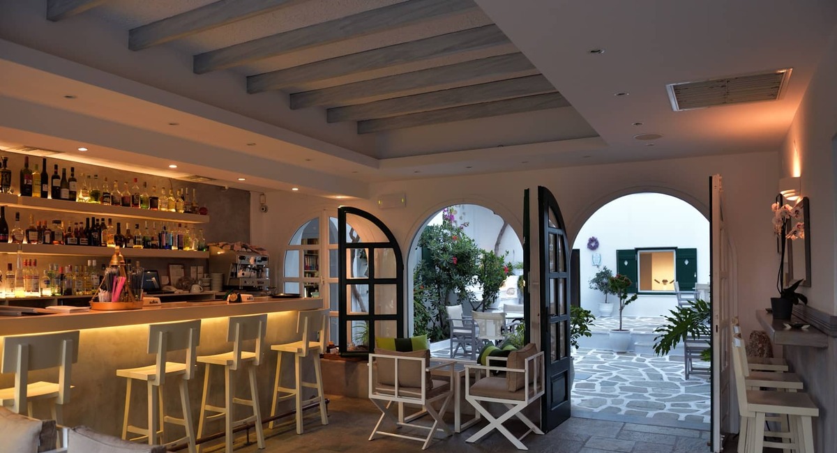 Kalypso hotel apartments Paros