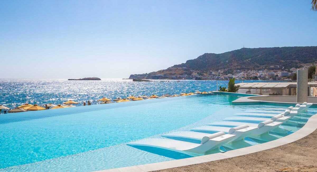 Konstantinos Palace