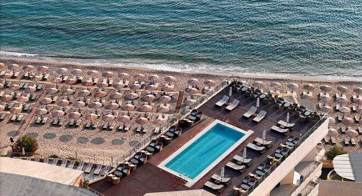 Konstantinos Palace