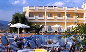 Kouros Hotel (incl. auto)