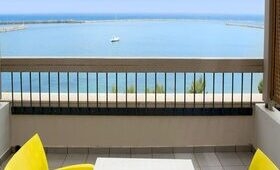 Kymi Palace (incl. auto)