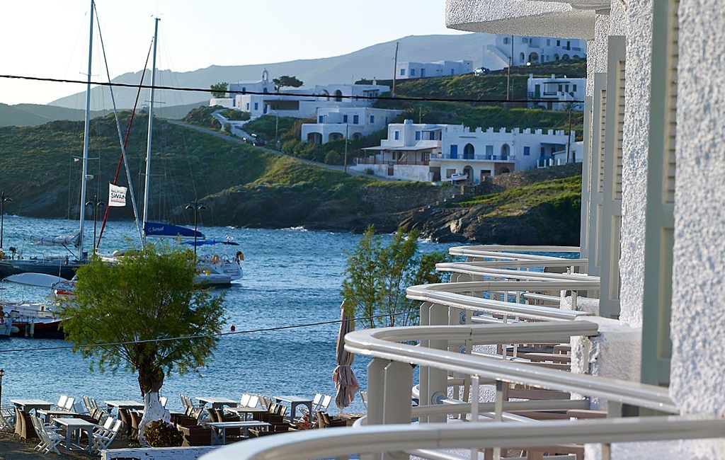 Kythnos Bay Hotel Loutra