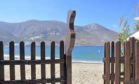 Levrossos beach 