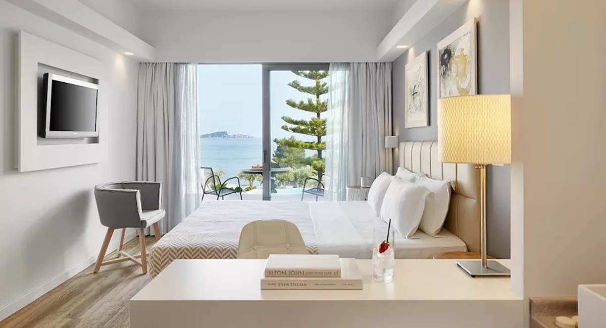 Lichnos Beach Hotel And Suites