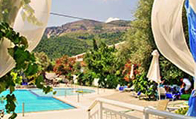 Maranton Beach Hotel (incl. huurauto)