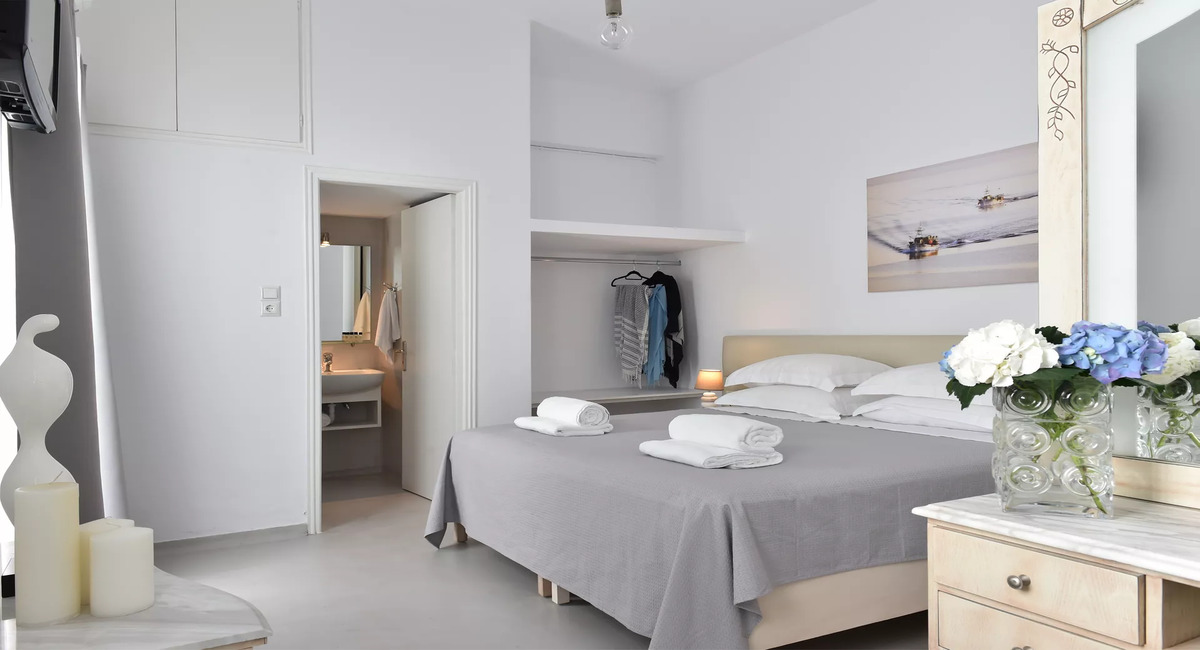 Mersina Exclusive Paros