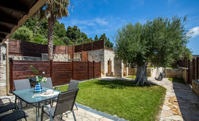 Nefeli Villas & Suites (incl. auto)