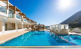 Nostos Beach Hotel