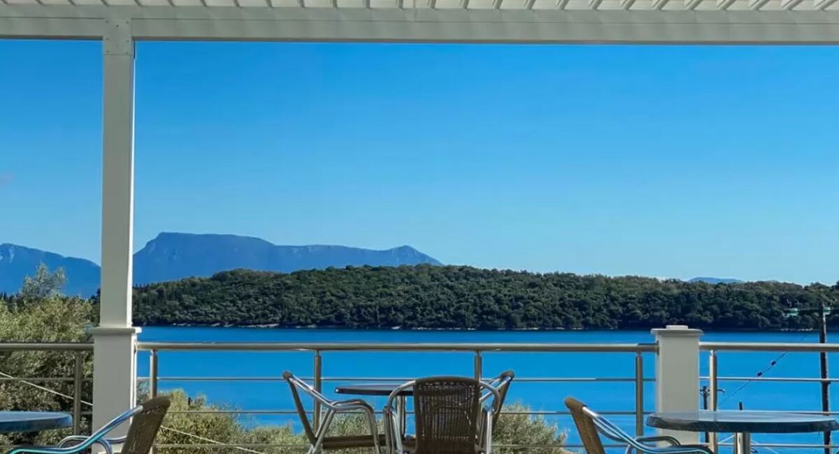 Oasis Hotel Perigiali