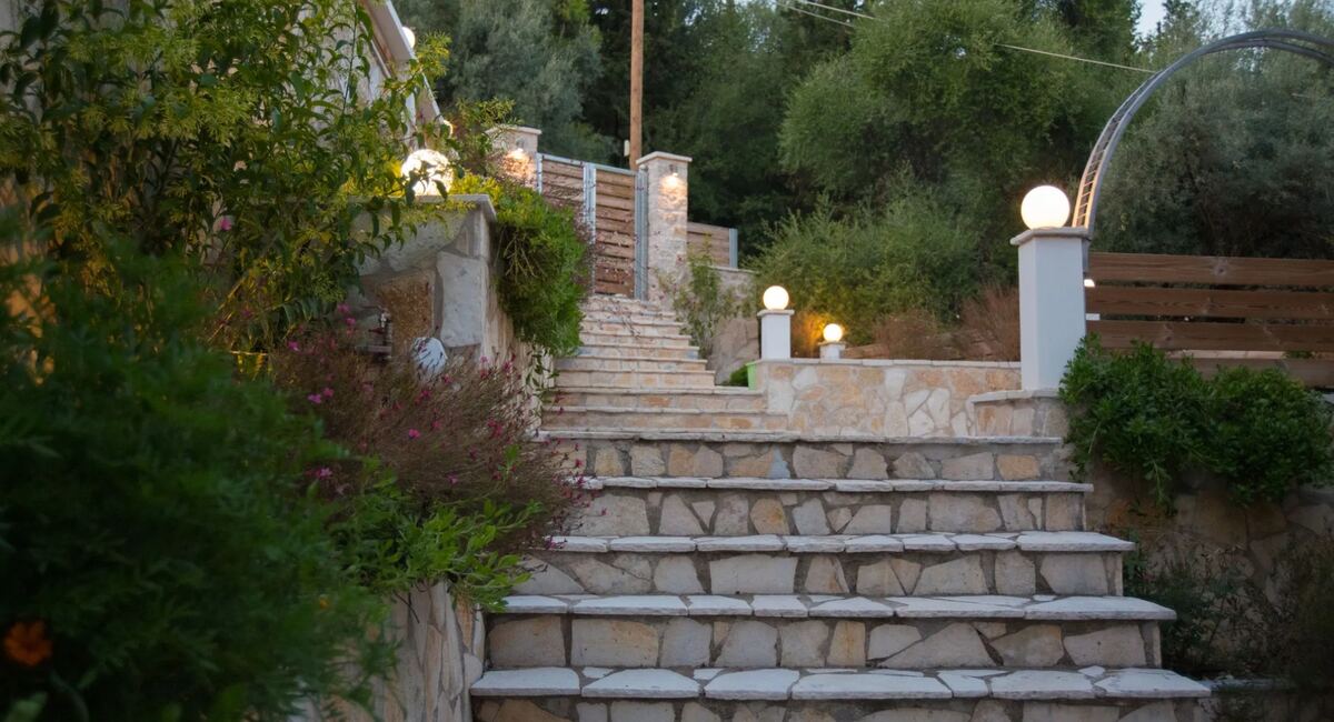 Oasis Hotel Perigiali